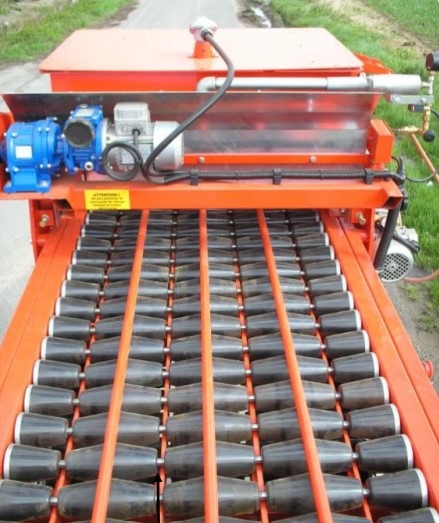 Downs Seed-Cutter with Hot Blades